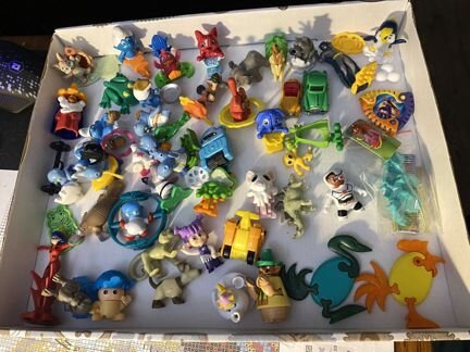 Киндер сюрприз игрушки/яйца