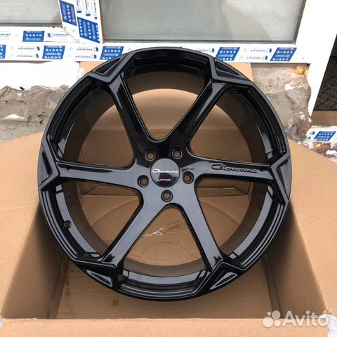Диски Giovanna Dalar X R20 на Kia Stinger Lexus GS