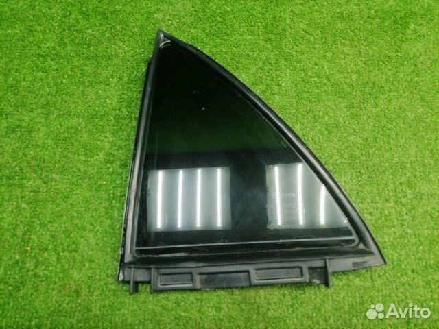 Стекло двери (форточка) заднее левое Toyota