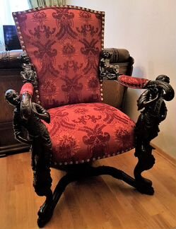 Старинное Дворцовое кресло-трон