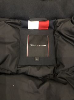 Tommy hilfiger куртка