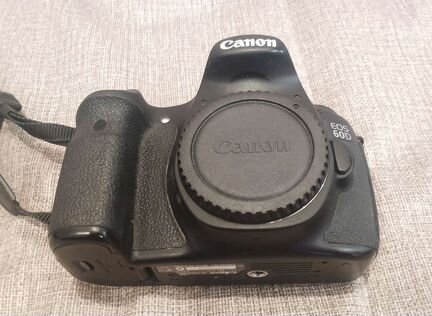 Canon EOS 60D body + кобура + SD 32Gb