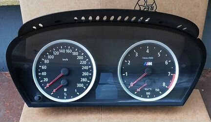 Приборная панель М BMW X5 X6E70 E71 X5m x6m