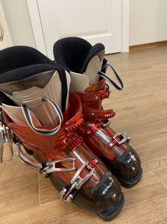 Горнолыжные ботинки Rossinol