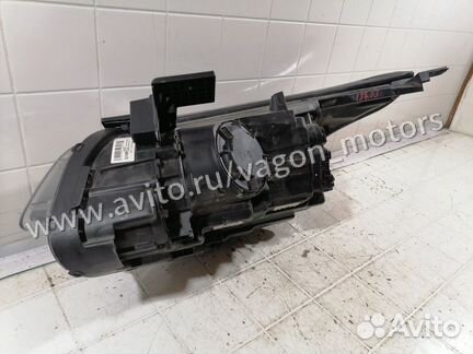 Фара галоген передняя правая Kia Rio 4 FB