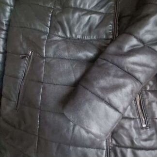 Куртка зимняя женская кожаная.Размер 42.Очень тёпл