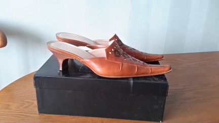 Туфли новые женские р.39 Италия Luisa Gasparri