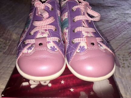 Ботинки Элегами для девочки Новые