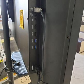 Интерактивный дисплей 55