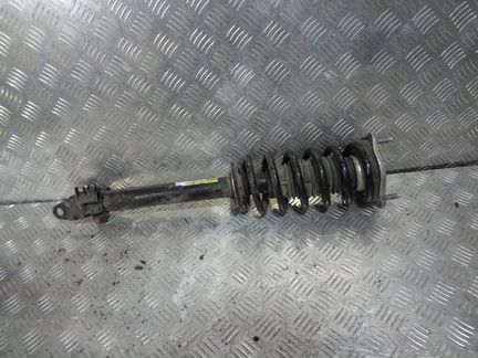 Стойка передняя в сборе Мерседес w205