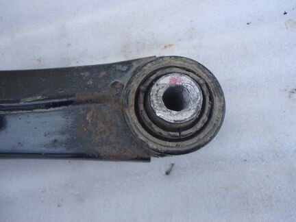 Рычаг задний поперечный правый Генезис Genesis