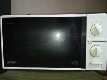 Большая микроволновка Delonghi с грилем Италия