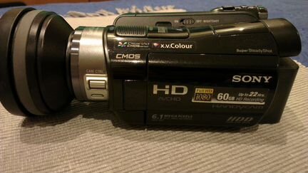 Видеокамера Sony HDR-SR7