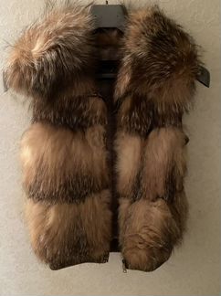 Меховой жилет