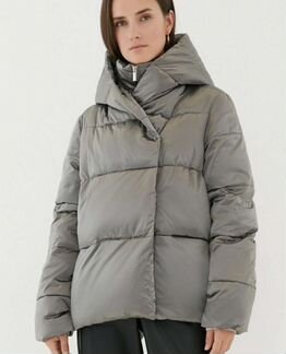 Новая женская куртка Zarina