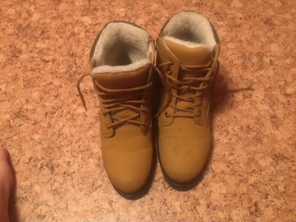 Ботинки зимнее размер 39