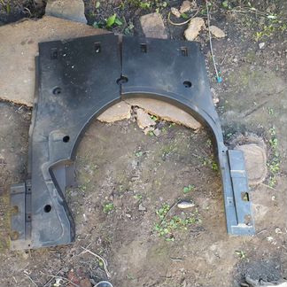 Bmw e39 Пластик багажника