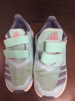 Кроссовки adidas 28 р