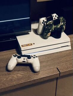 Sony playstation 4 ps4 pro 1TB