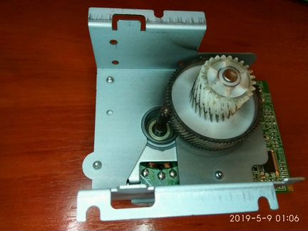 Шаговый мотор