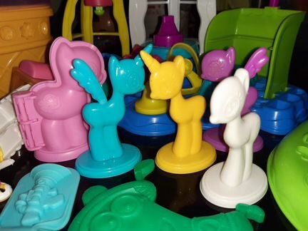 Наборы фигурок плей до