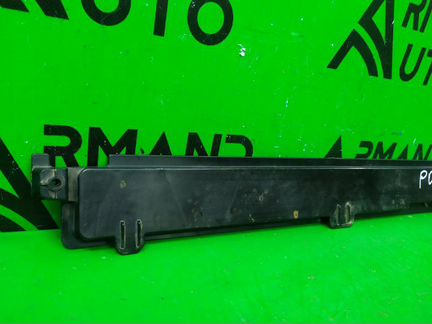 Кронштейн передней панели верхний Volkswagen Polo