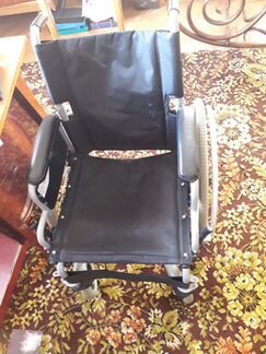 Инвалидное кресло-каталка