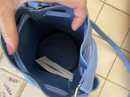 Сумка на длинном ремешке новая