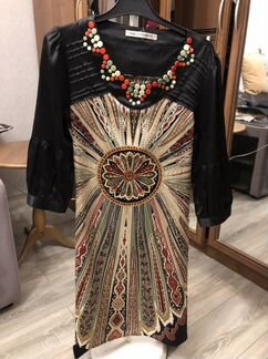 Платье атласное с поясом