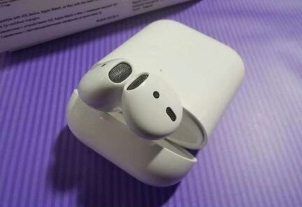 AirPods