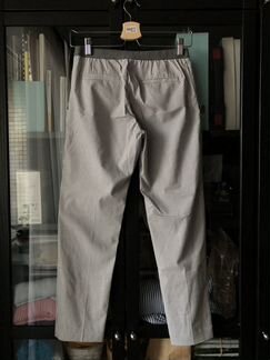 Серые брюки в клетку на резинке Uniqlo XS