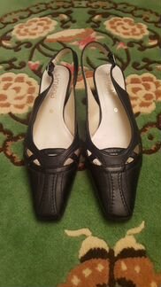 Новые женские туфли(босоножки) из натуральной кожи