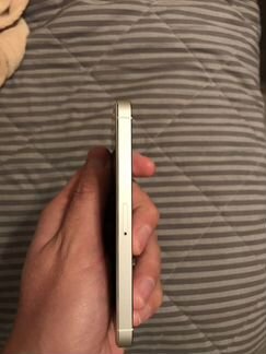 Телефон iPhone 5s 16 gb + защитные стекла