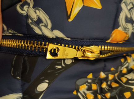 Куртка love moschino оригинал