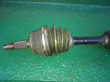 Привод приводной вал nissan Maxima a32