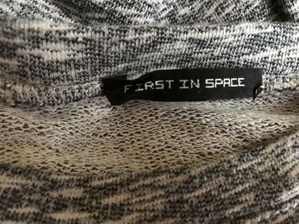 Трикотажный свитшот First In Space