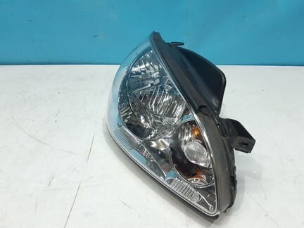 Фара передняя правая Hyundai Getz 2006-2012