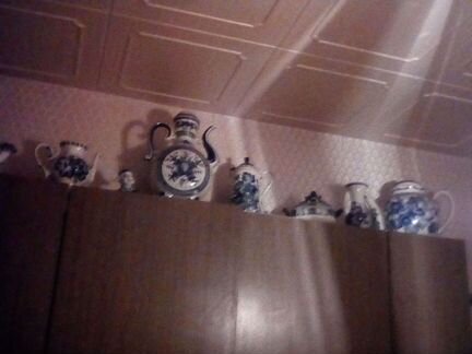 Вазы, чайники, гжель