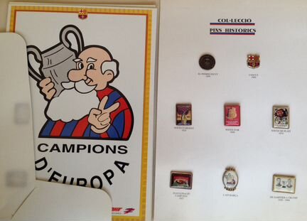 Набор значков футбольного клуба Барселона