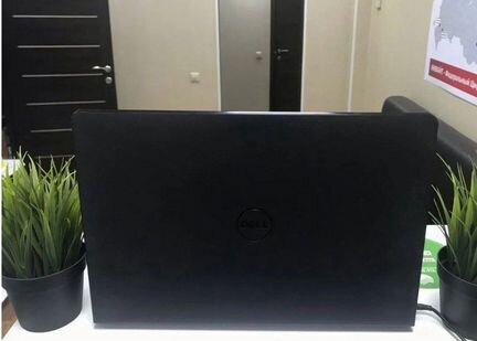 Ноутбук Dell/Core I3 6006U/Intel HD