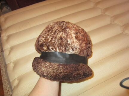 Меховая кепка берет мутоновая р. 57-58