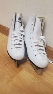Коньки новые, 33р