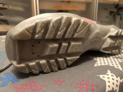 Ботинки для беговых лыж