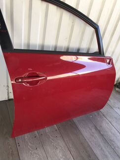 Дверь передняя правая Тойота Аурис 150 Toyota Auri