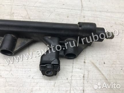 Рампа топливная Peugeot 308 1 EP6 2009