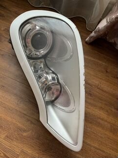 Фара на Porsche Cayenne