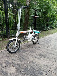 Продаю электровелосипед Airwheel R3 214,6W новый