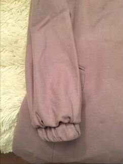 Пальто легкое р.42-44 элегантное