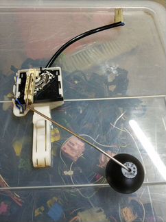 Датчик уровня топлива в бак VW Туарег Каен Audi Q7