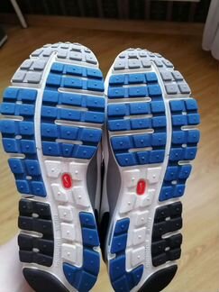 Кроссовки Nike